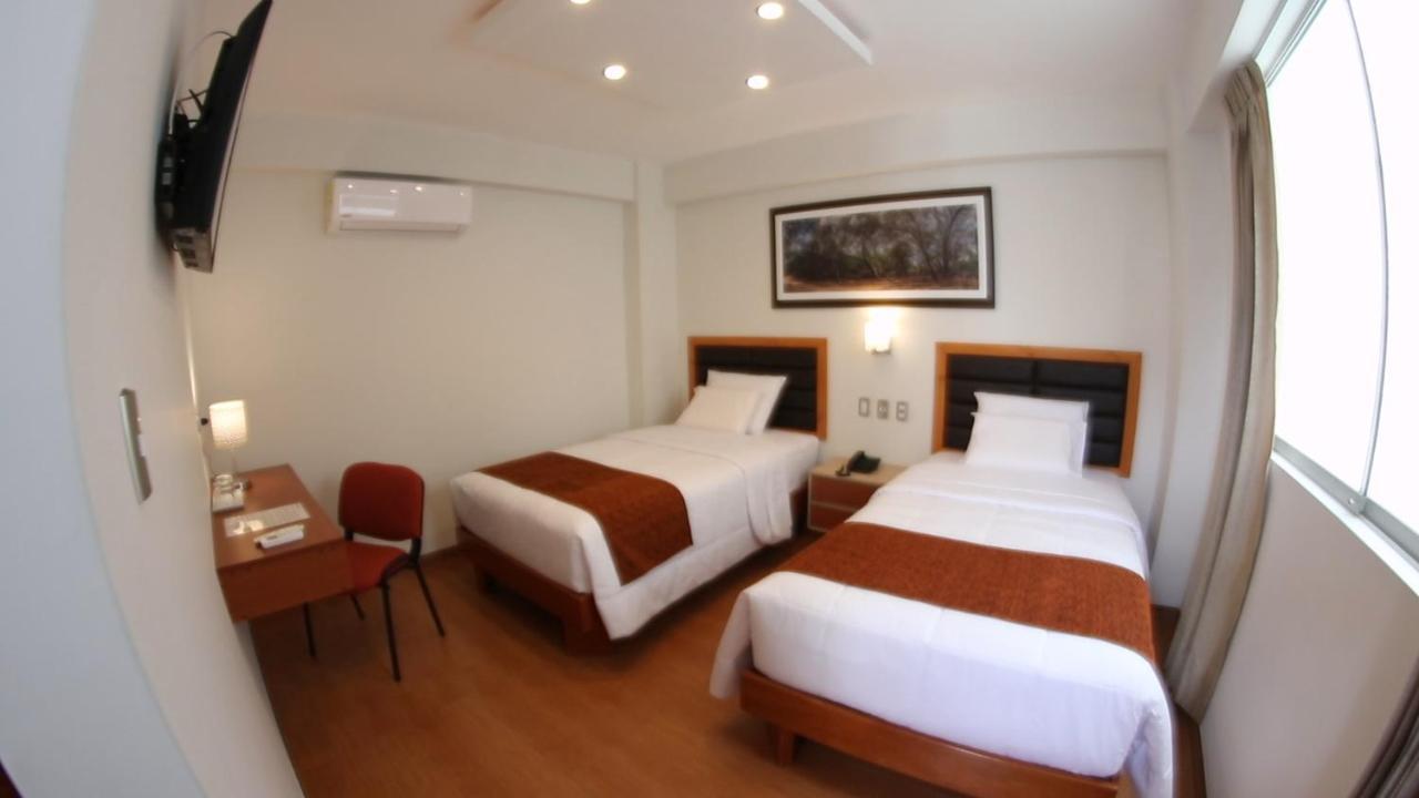 Hotel Ottavis ชิกลาโย ภายนอก รูปภาพ