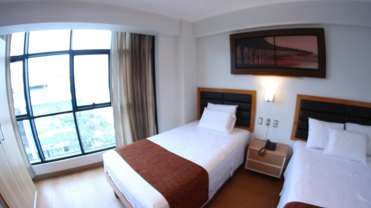 Hotel Ottavis ชิกลาโย ภายนอก รูปภาพ