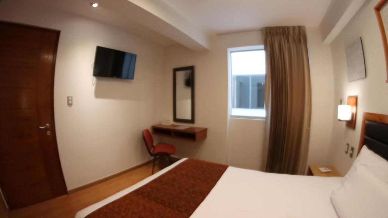 Hotel Ottavis ชิกลาโย ภายนอก รูปภาพ
